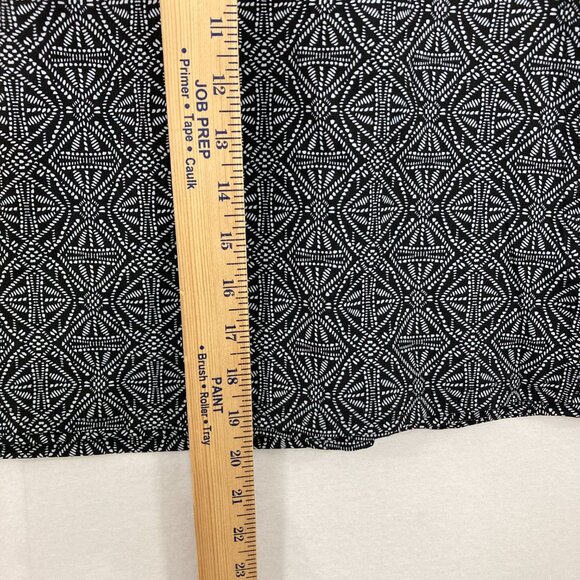 New Ripskirt Hawaii Large Navy Abstract Pattern Pocket Mini Skirt Active - Picture 7 of 10